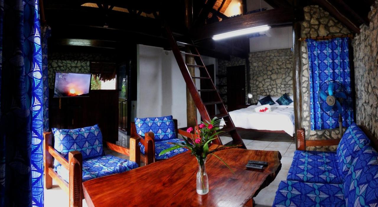 Treetops Boutique Hotel & Bungalows Port Vila Buitenkant foto